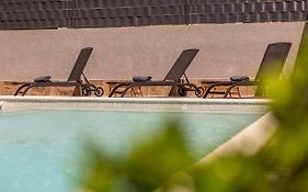 Cuby Apartment With Private Pool In Trogir